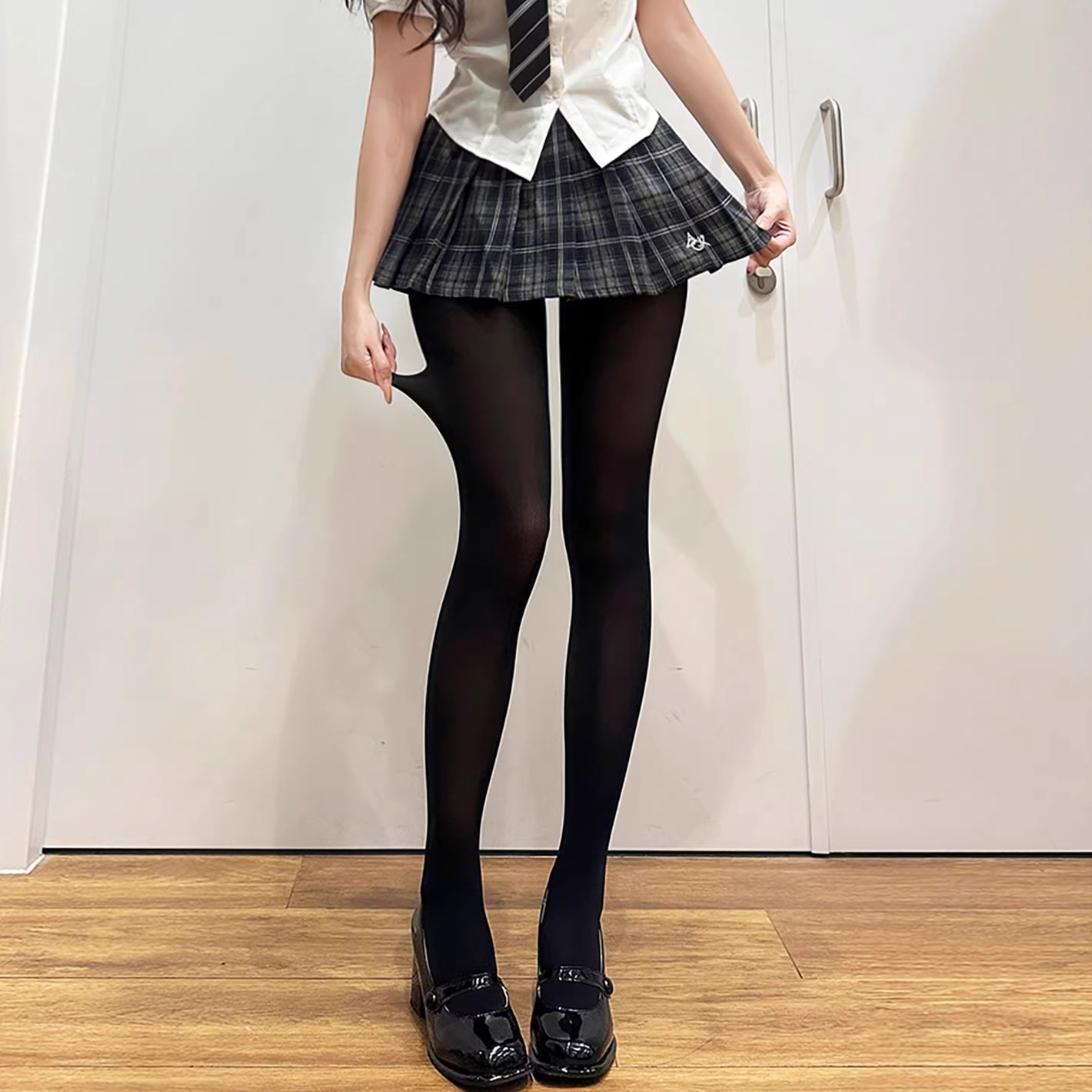 黑丝面膜袜天鹅绒奶白色性感显瘦