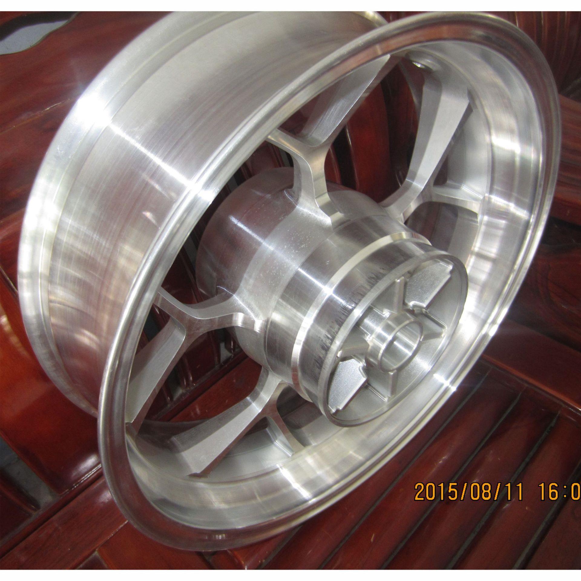 广州新能源汽车机体机壳电机壳电池铝合金盒子支架铝合金零件