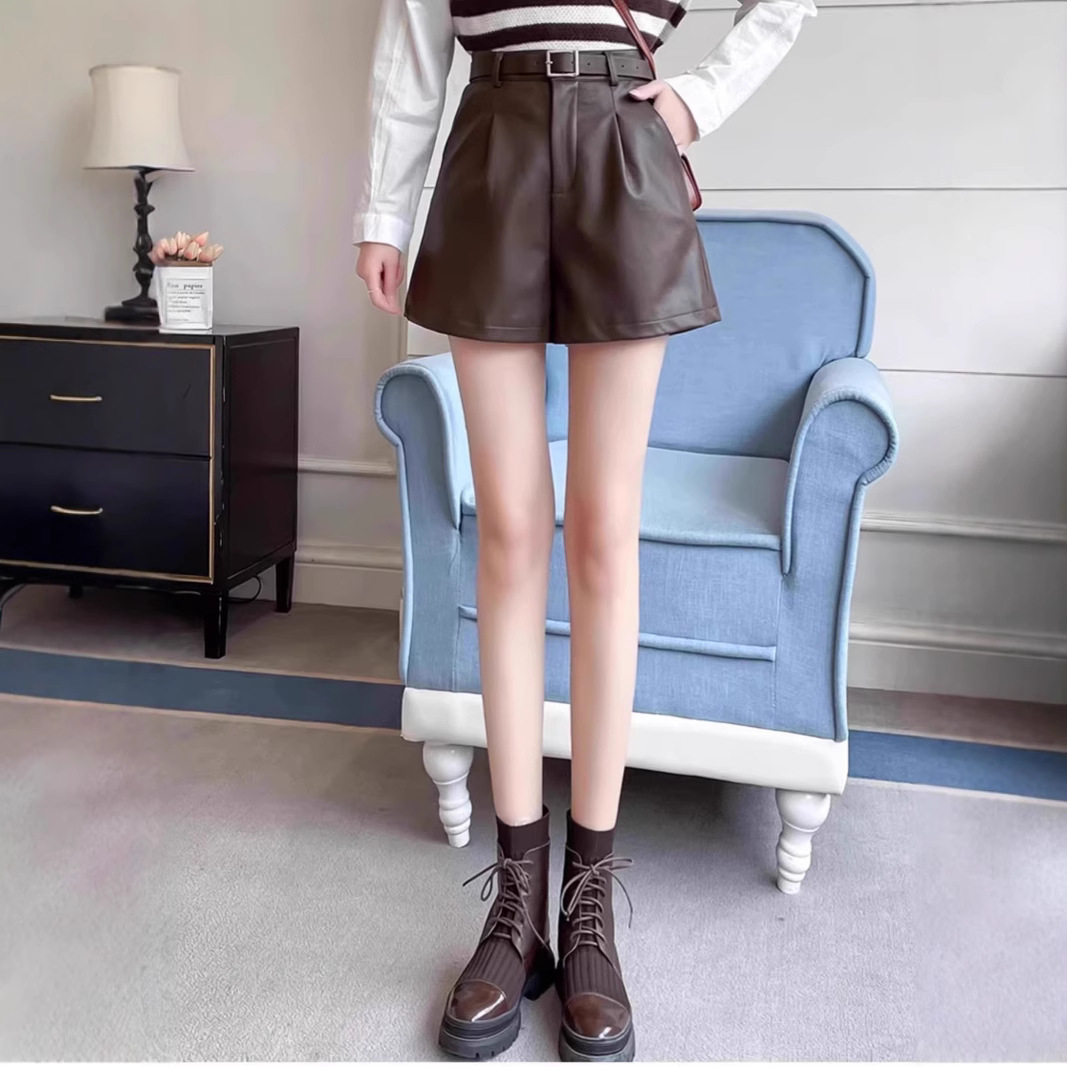 黑色PU皮短裤女2025秋冬新款休闲短裤设计感高腰显瘦阔腿打底靴裤