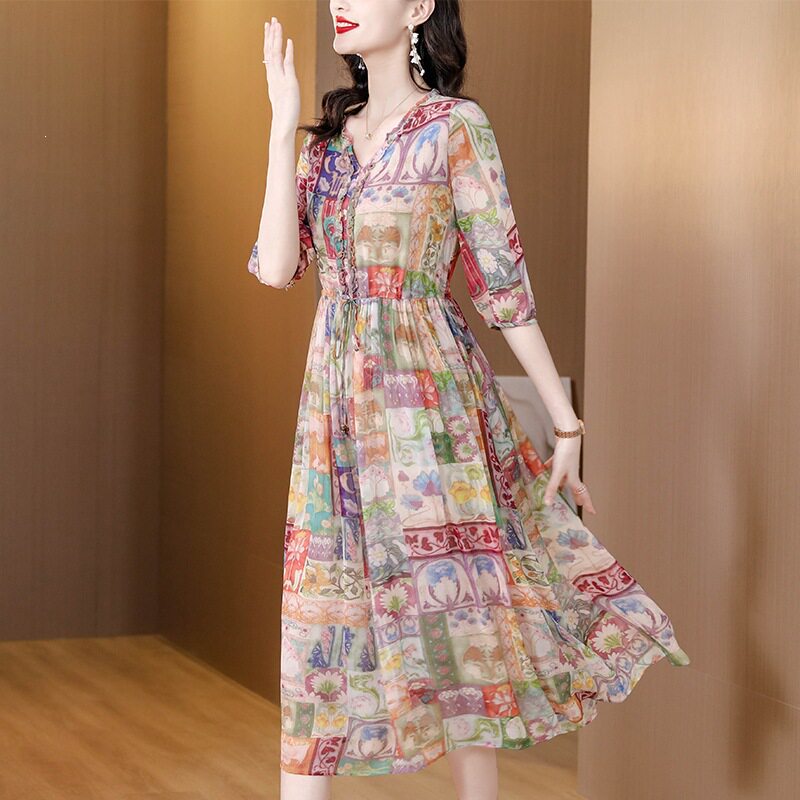 真丝连衣裙收腰2026女夏季新款法式超仙桑蚕丝碎花裙沙滩裙连身裙