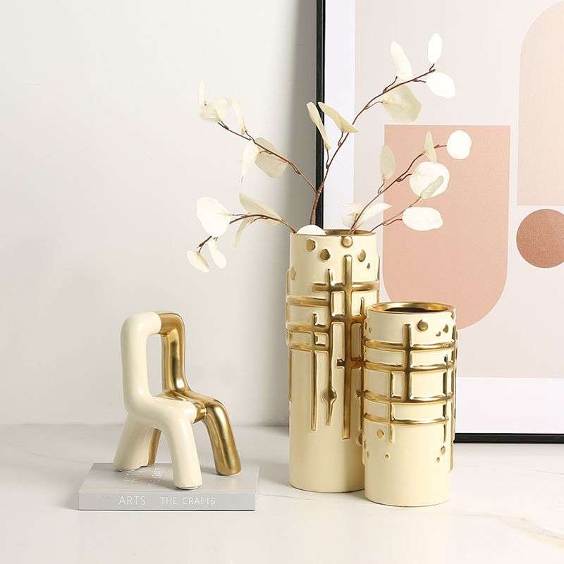 现代轻奢创意拼色小椅子陶瓷摆件样板房客厅酒柜设计感家居饰品