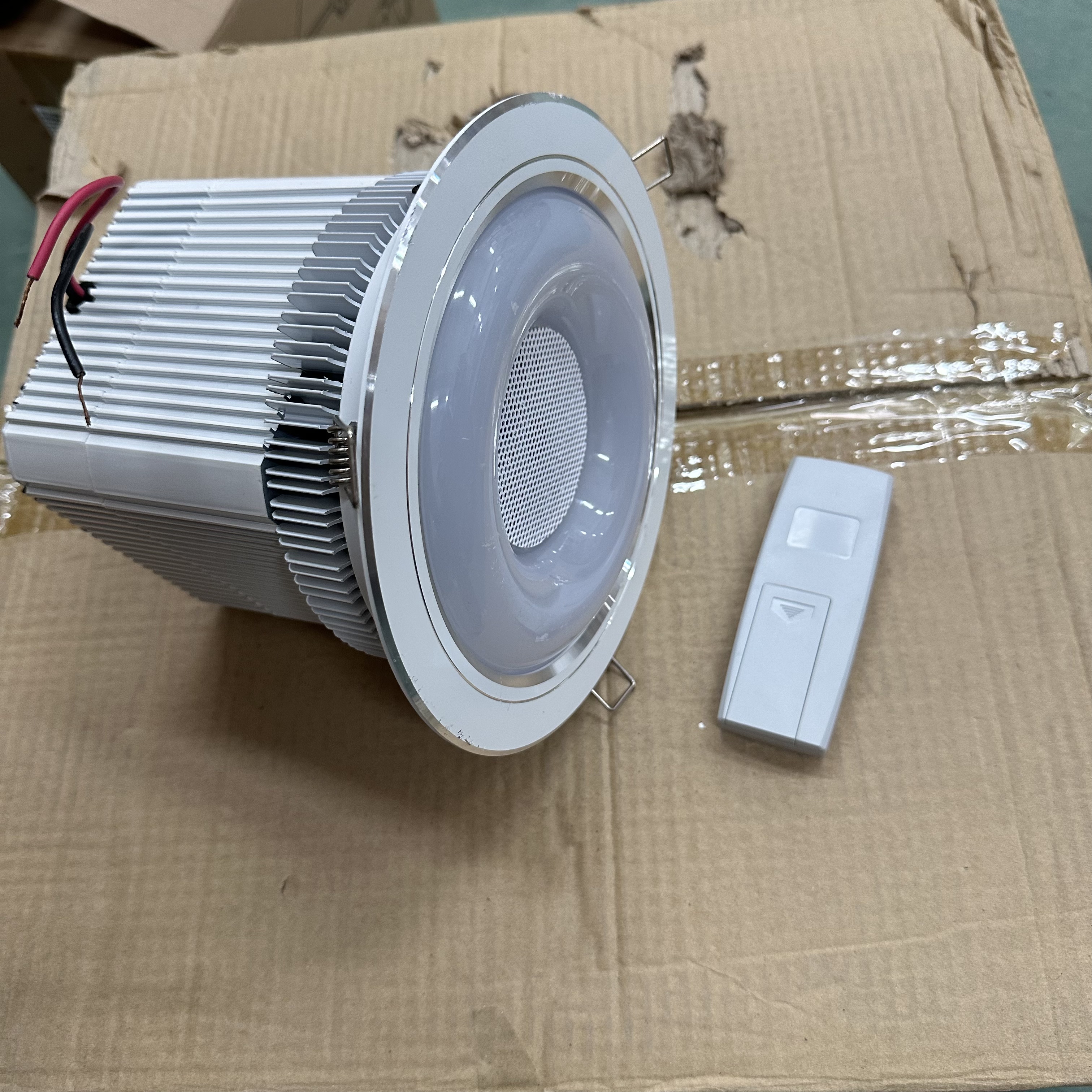 筒灯音箱嵌入式 无技术指导