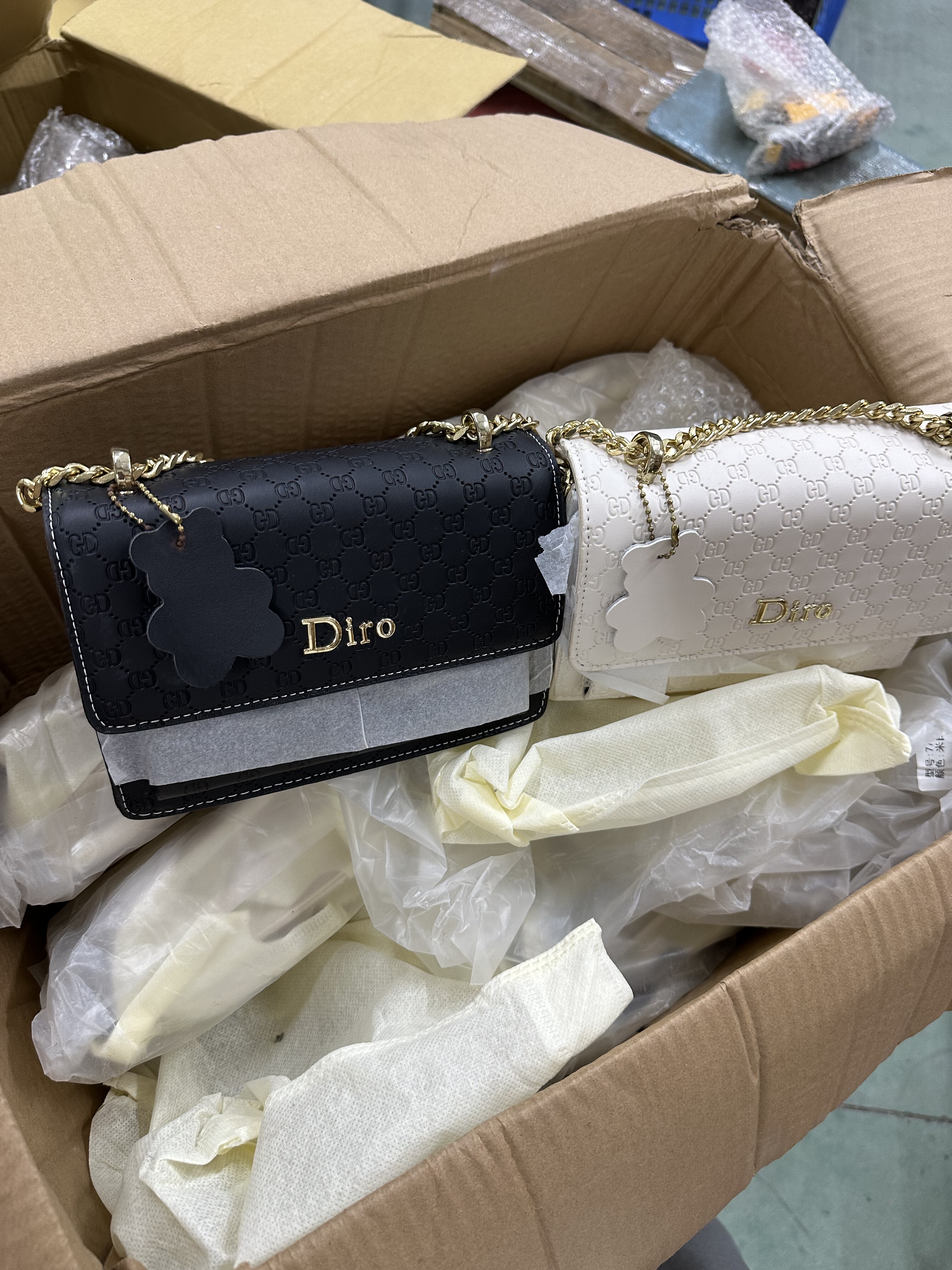 库存包包 颜色随机 微瑕疵