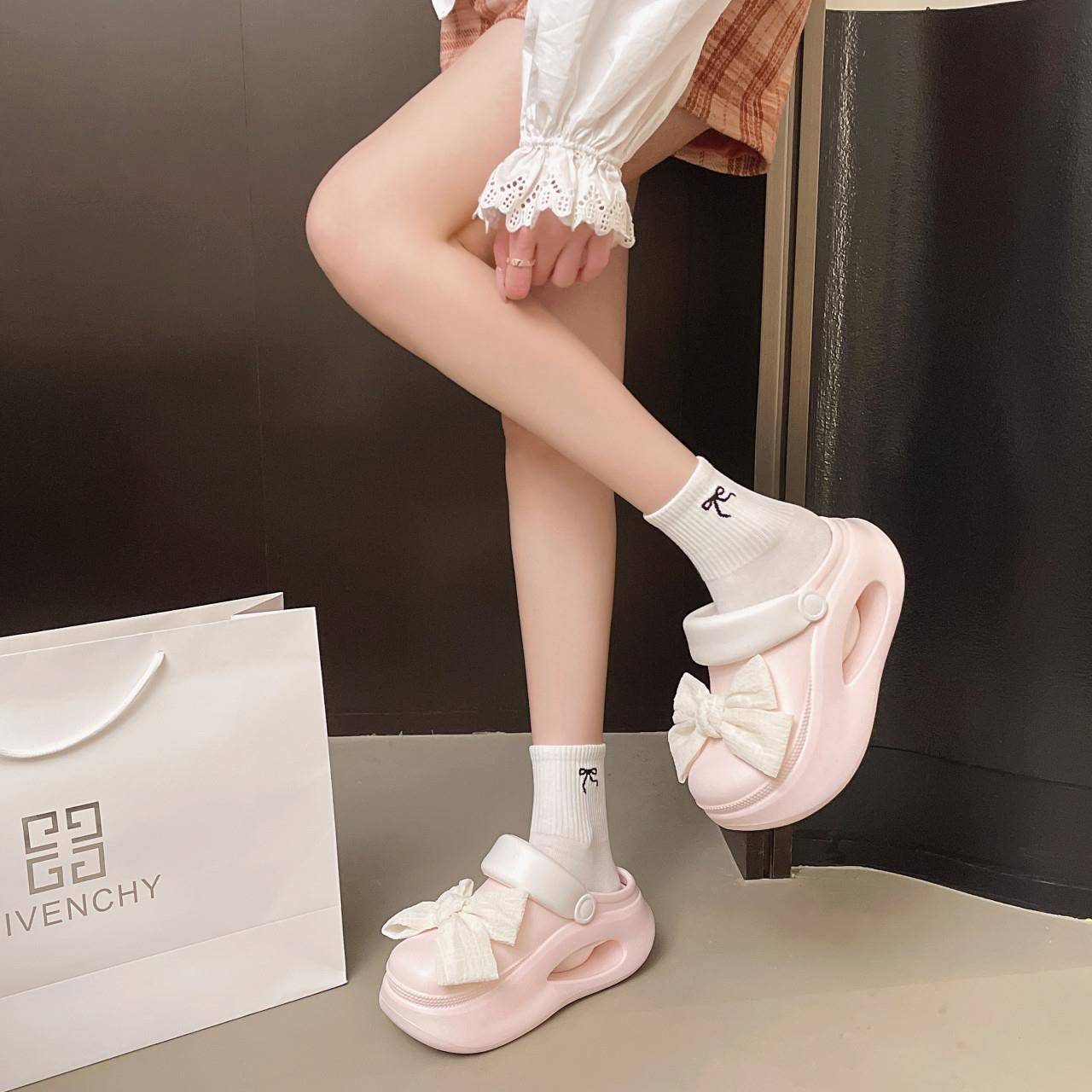 好货松糕鞋女厚底2026新款配阔腿裤包头鞋英伦风可爱蝴蝶结外穿凉