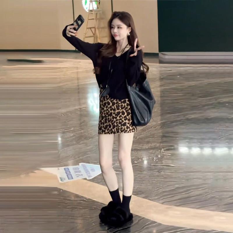 好货韩系高级感穿搭套装秋季女装宽松长袖T恤衫豹纹短款半身裙两