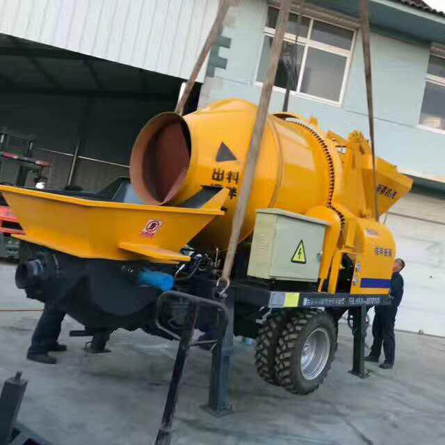 滚筒式混凝土搅拌机带拖泵柴油动力搅拌拖泵JBS40混凝土搅拌泵