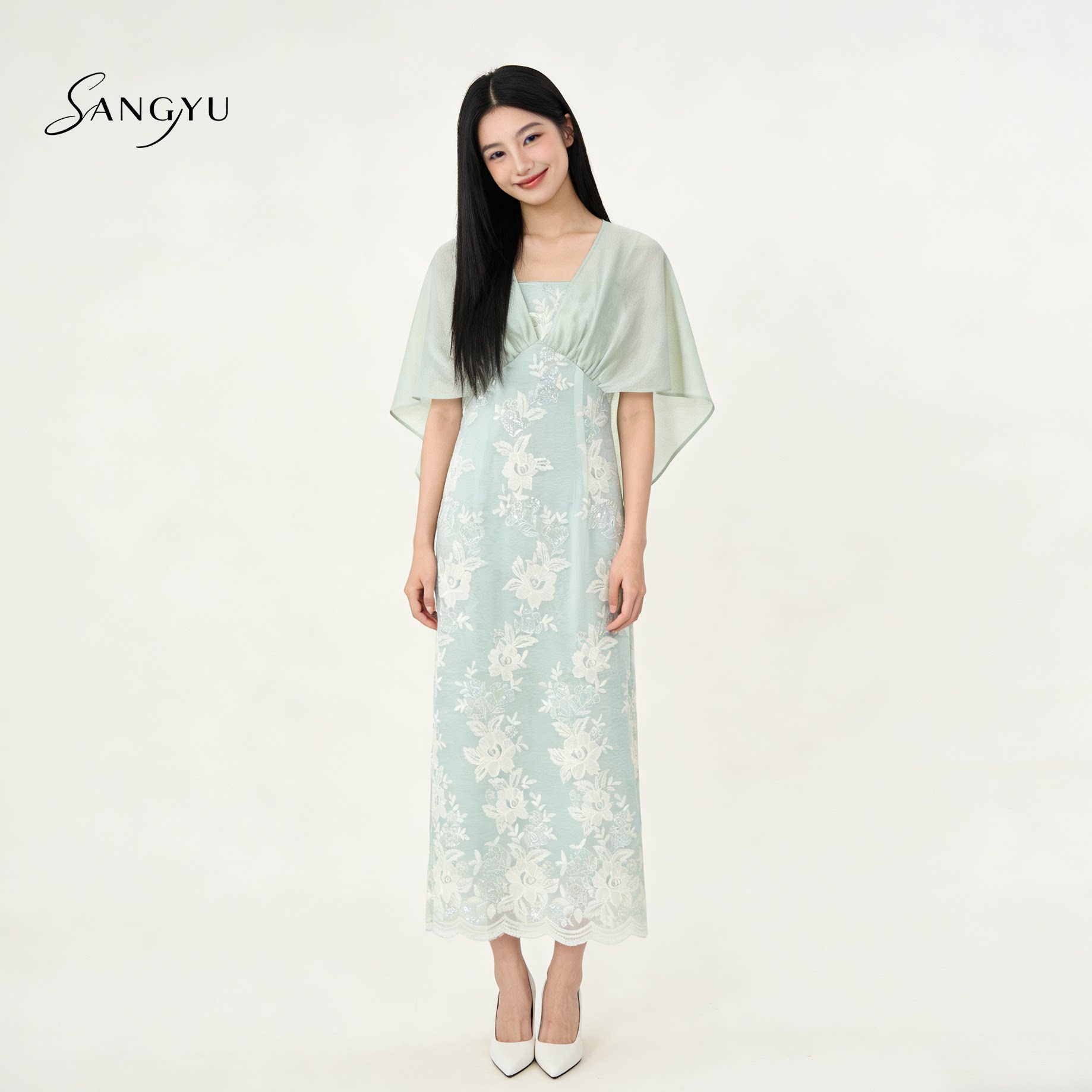 新中式蓝色印花缎面连衣裙轻奢高级感气质收腰礼服长裙夏26SS024D