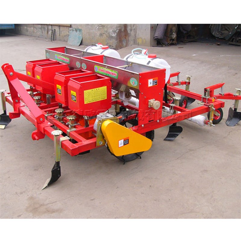 花生播覆膜种机 后置式土地施肥机 小型三点悬挂式农田起垄器