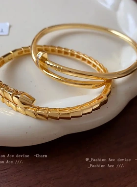 真金电镀锆石钉子手镯小众高级感新款手环百搭时尚精致手饰女