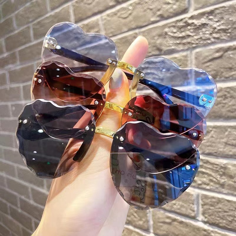 儿童款切边爱心太阳眼镜女童框海洋片墨镜渐变色桃心眼镜