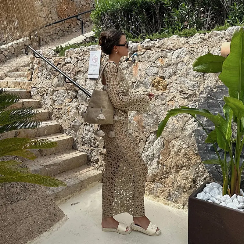 2024欧美新款沙滩裙女针织镂空纯色性感露背绑带长袖长裙比基尼罩