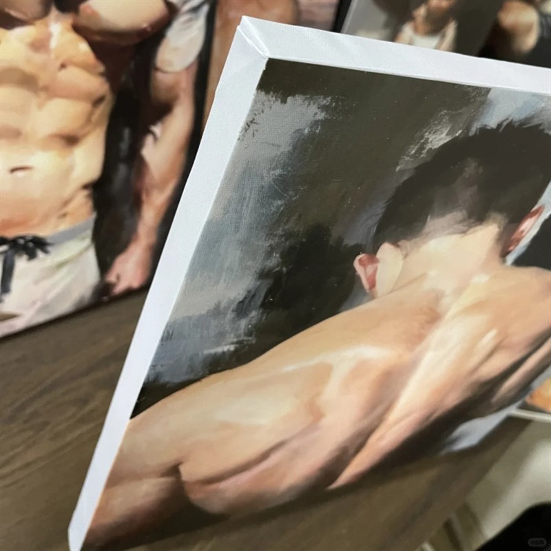 宽背肌肉男高清装饰画卧室挂画喷绘油画房间室内挂墙靠墙型男图片