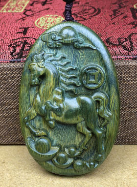 绿檀木头雕刻2022虎年绿色生肖鼠牛虎兔龙蛇马羊猴鸡狗猪吊坠挂件