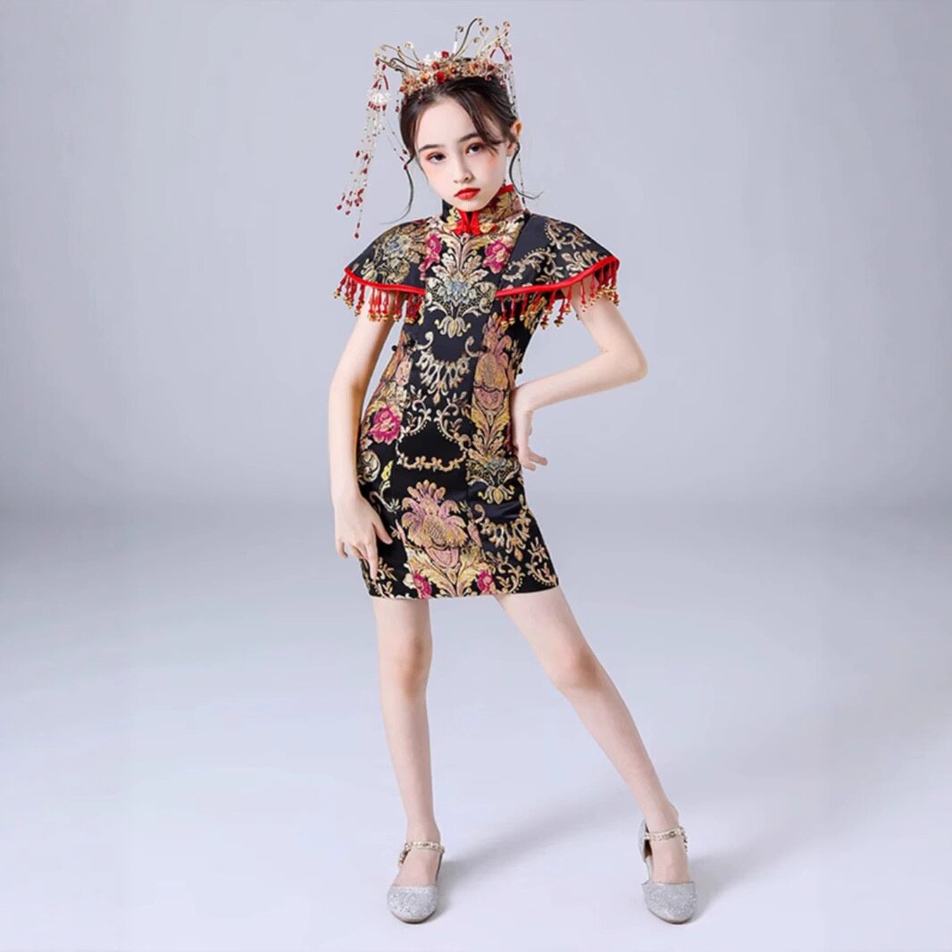 2026新款女童中国风旗袍儿童唐装模特洋气走秀拖尾礼服国潮改良霸