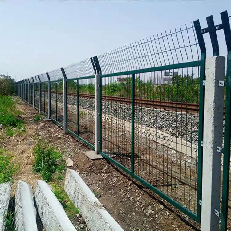 8001铁路防护栅栏8002高铁围栏防护隔离栅隔离网护栏围墙钢丝网