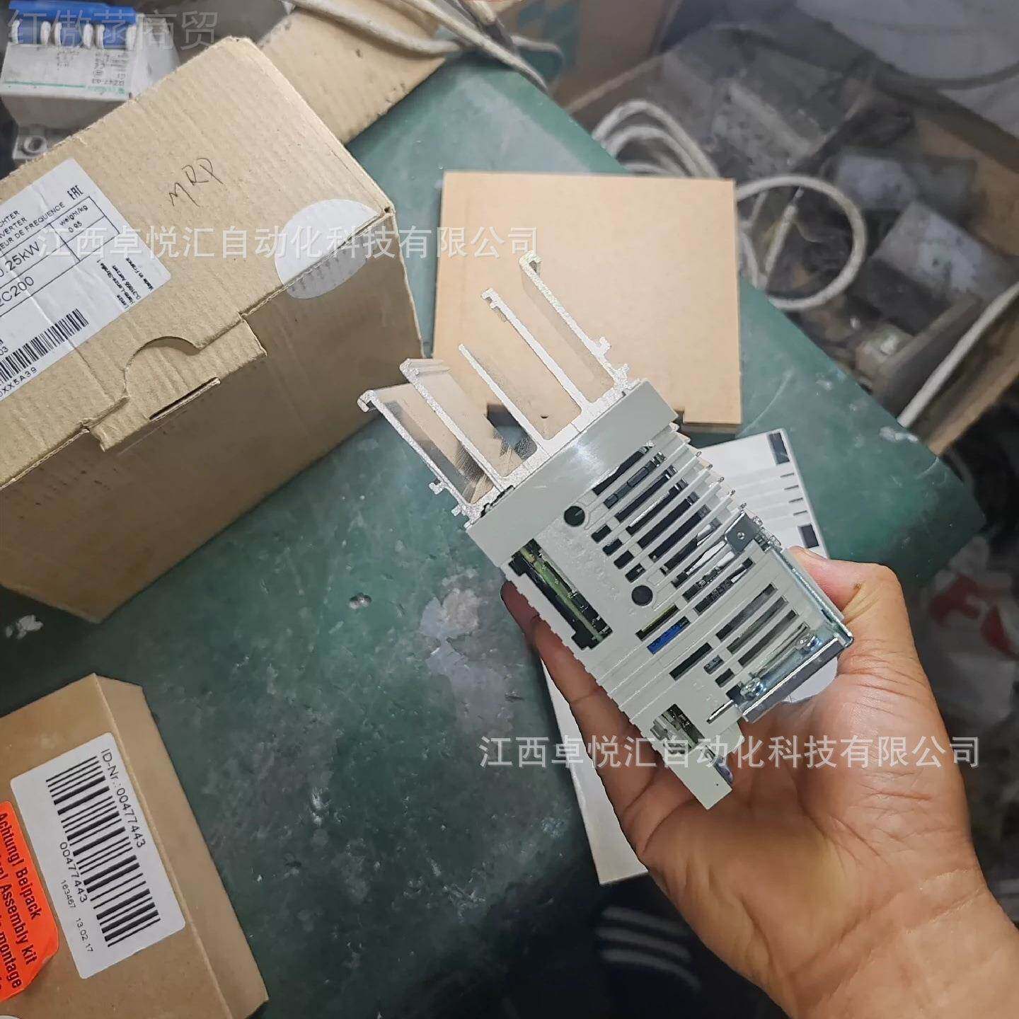 伦茨装 E8E82EV2512VE251K2C20需0 变频器 全新原正品 要议价