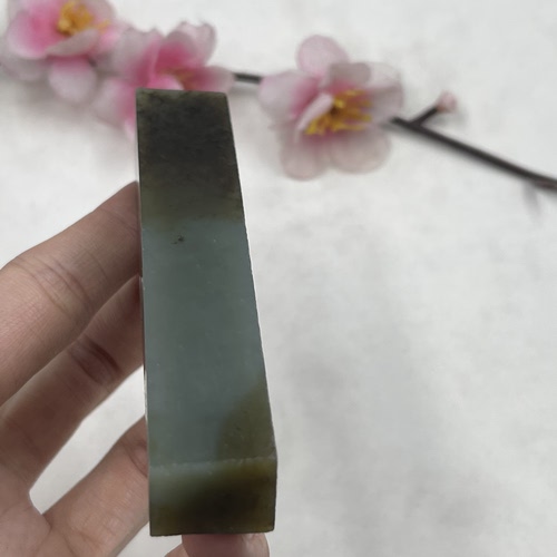 新疆和田玉糖青玉且末印章把件边角料长条方块料下脚料包邮60克ta