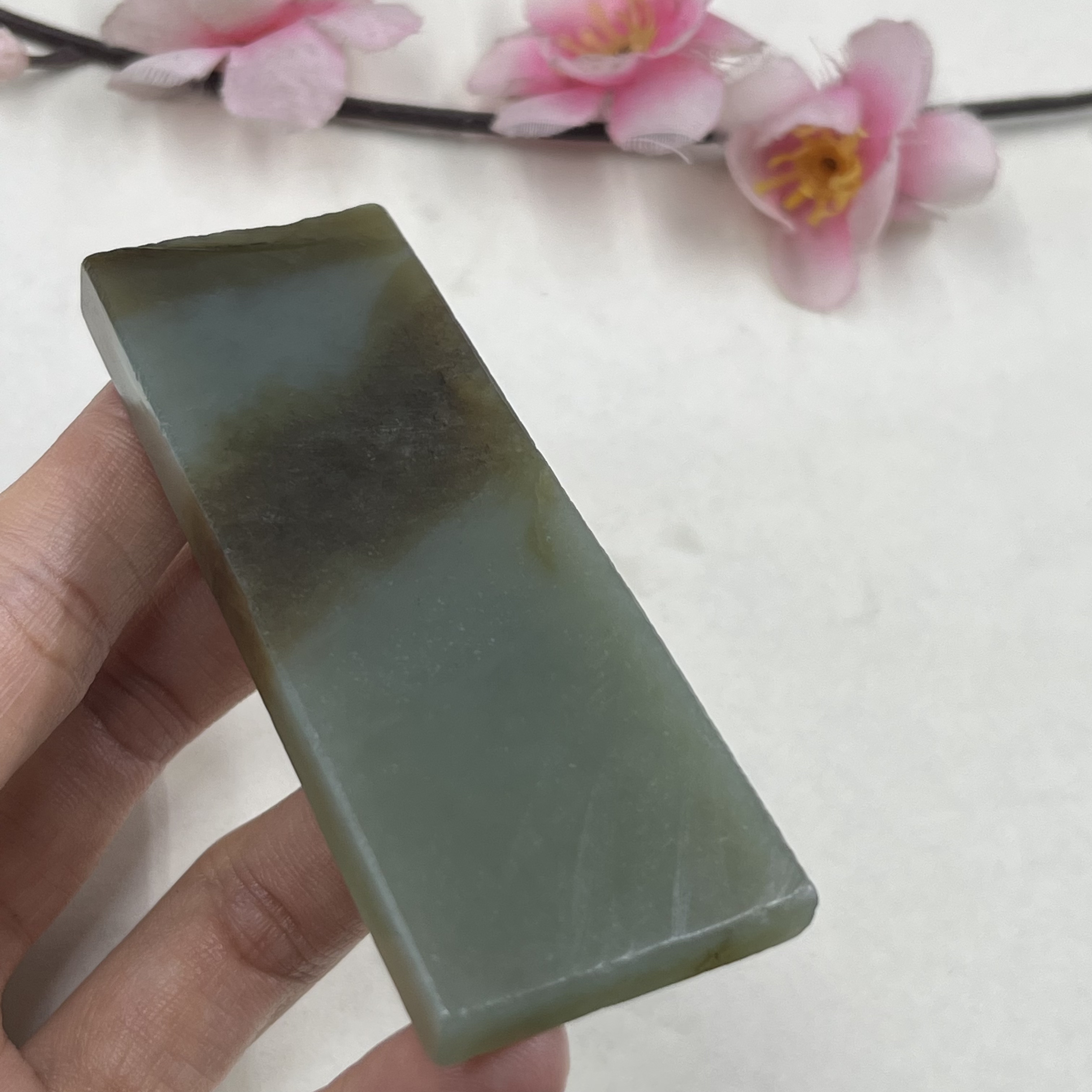新疆和田玉糖青玉且末薄片牌子边角料玉石料DIY下脚料包邮44克t