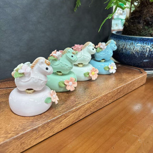 「马上有钱花」手工拈花生肖马陶瓷转转小摆件马年吉祥物新年礼品