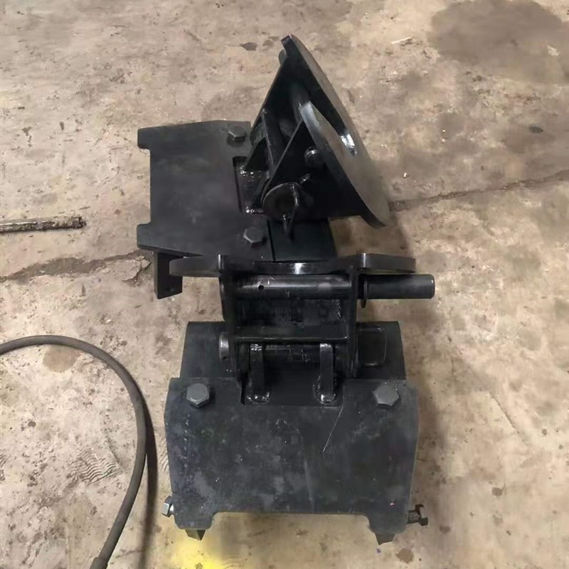 清障车配件拖车配件半挂牵引座鞍座挂车牵引盘救援转向卡拖座