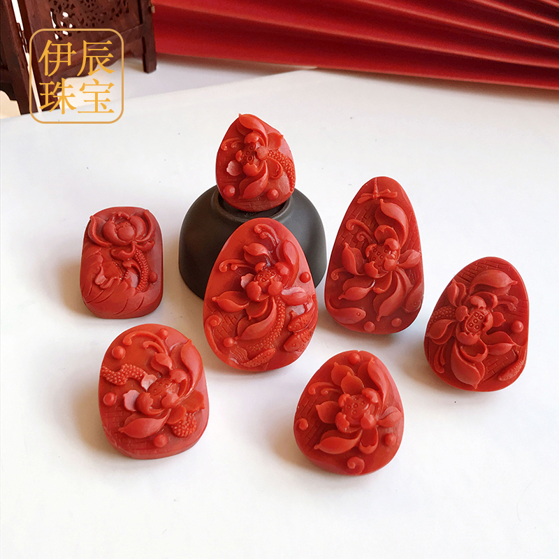 伊辰珠宝直播南红玛瑙吊坠原矿雕刻件挂坠diy手链定制搭配饰品J