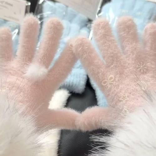 爆款星星毛球手套初雪冬季水貂毛学生可爱保暖分指骑行防寒加厚女