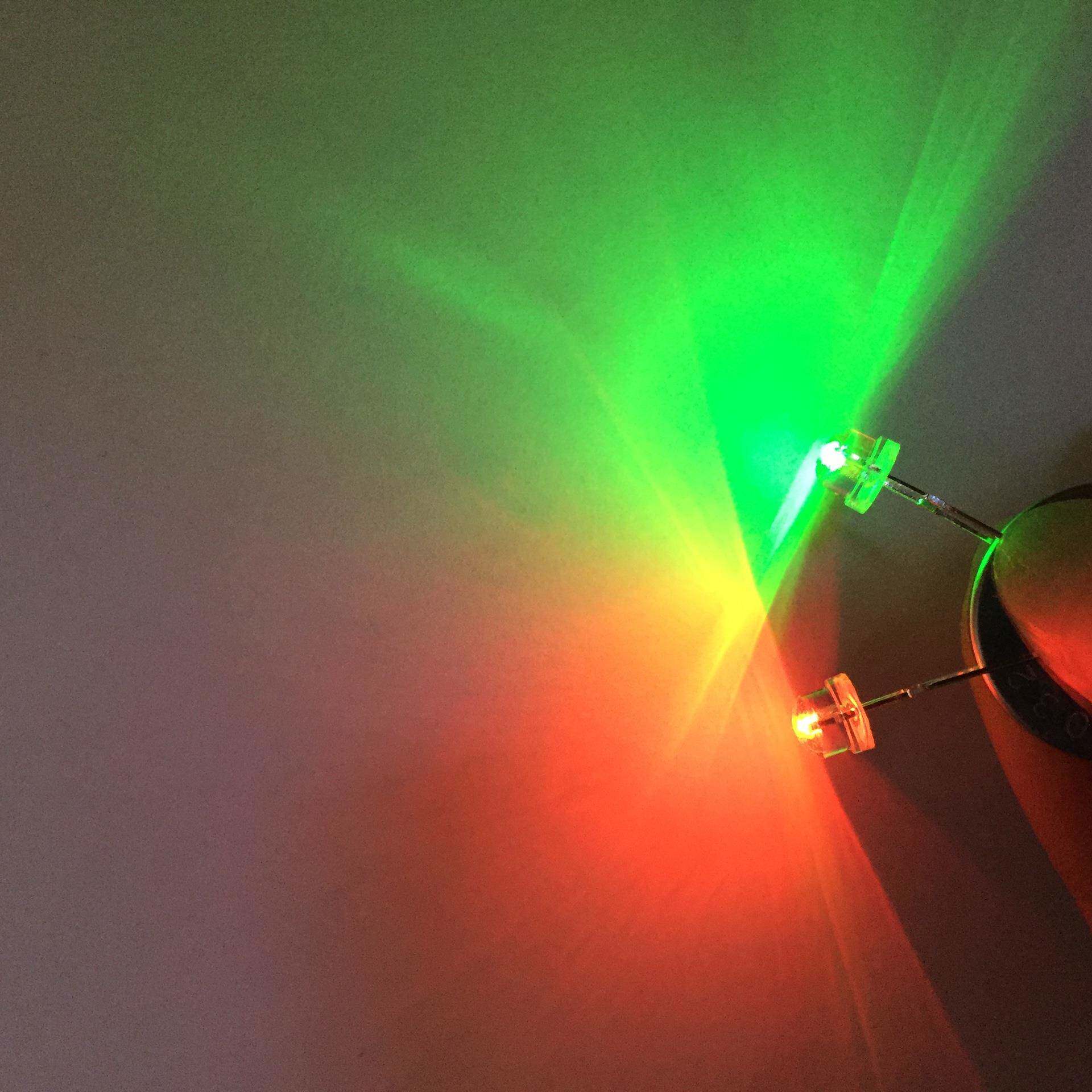 供应发光二极管直插式5mm七彩LED灯珠F5草帽长脚七彩快闪