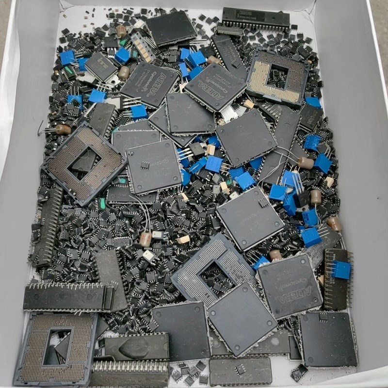 拆机电子料芯片IC重量1斤6两打包400,如图实物拍摄捡漏的
