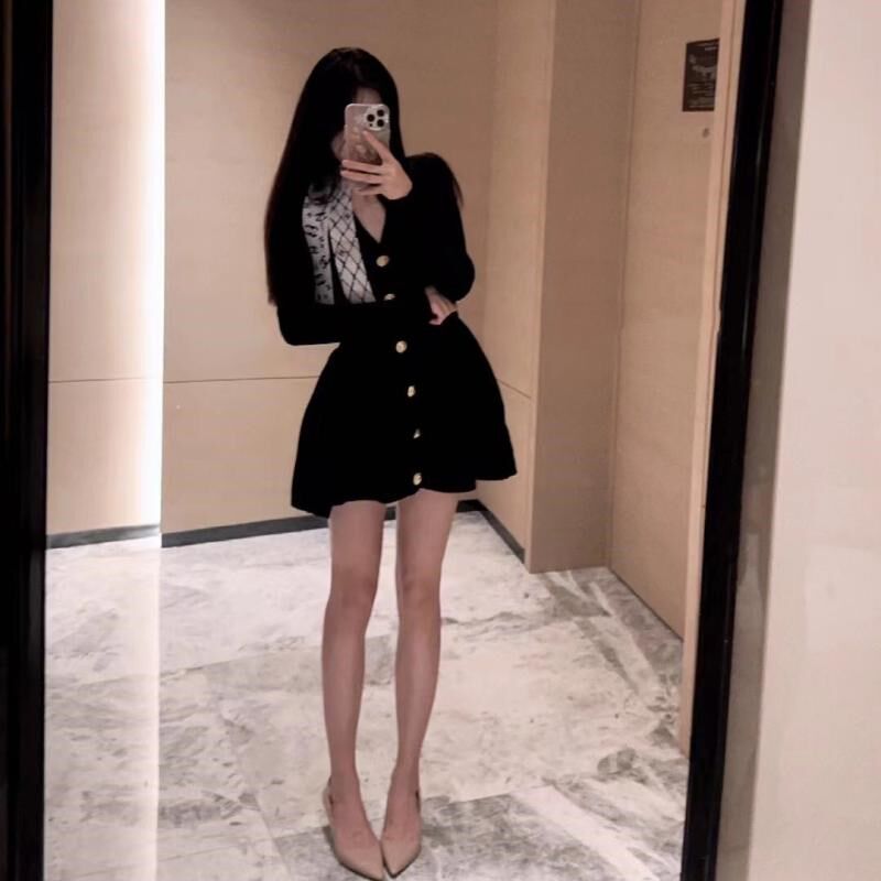 LXYG2024秋冬新款花苞连衣裙蓝黑红色弹力针织开衫女法式优雅修身