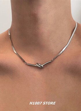 嘻哈冷淡风打结趣味蛇骨链短款钛钢男款项链女锁骨链不掉色毛衣链