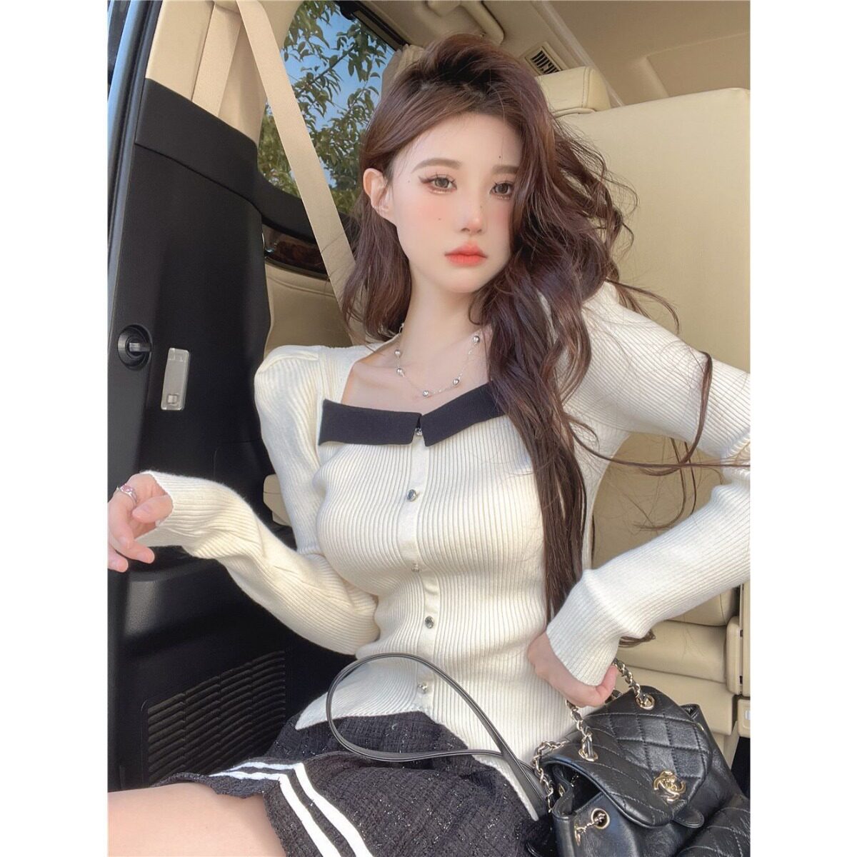 针织衫女秋冬高级感撞色短款内搭打底衫2025网红独特别致上衣