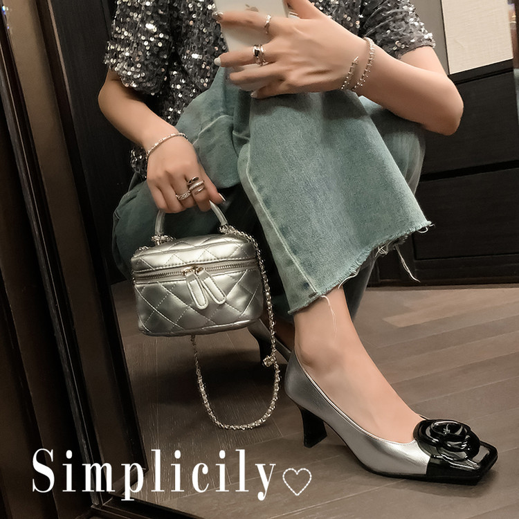 小香风山茶花方头高跟鞋女配裙子2025春新款真皮浅口拼色粗跟单鞋