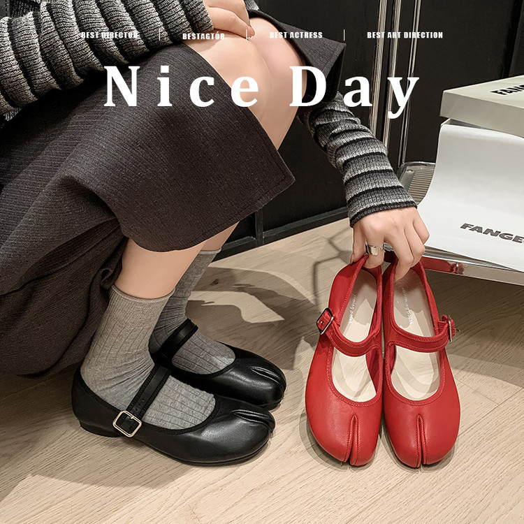 法式软底小众分趾鞋一字扣玛丽珍鞋女复古羊皮豆豆鞋芭蕾平底单鞋