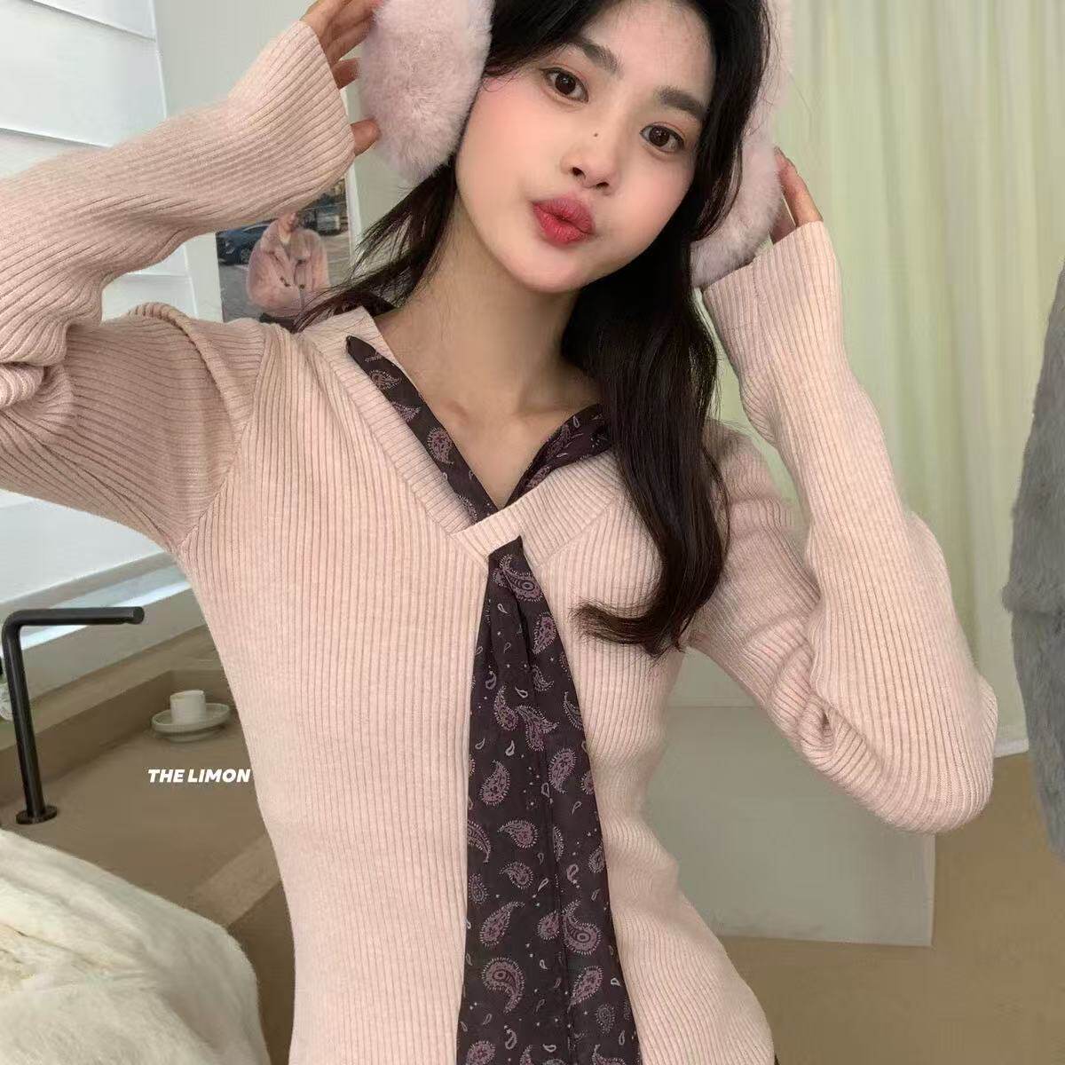巨好看的早秋气质丝带V领打底衫女内搭毛衣高端小资长袖针织上衣