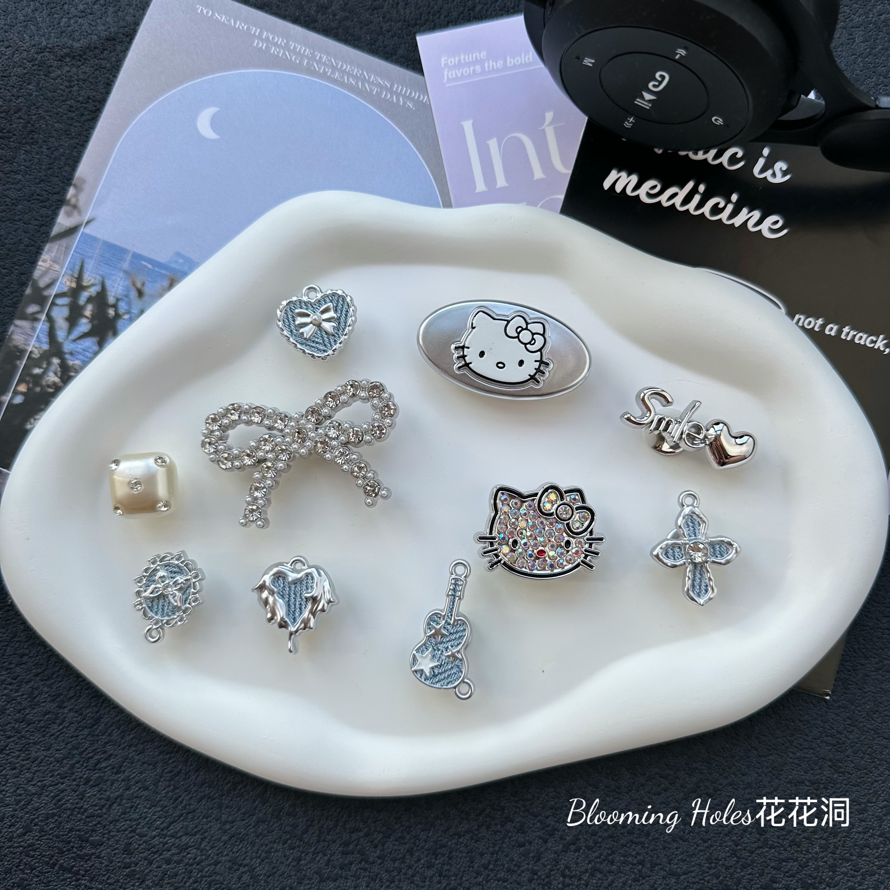 HelloKitty蝴蝶结可拆卸鞋扣图片