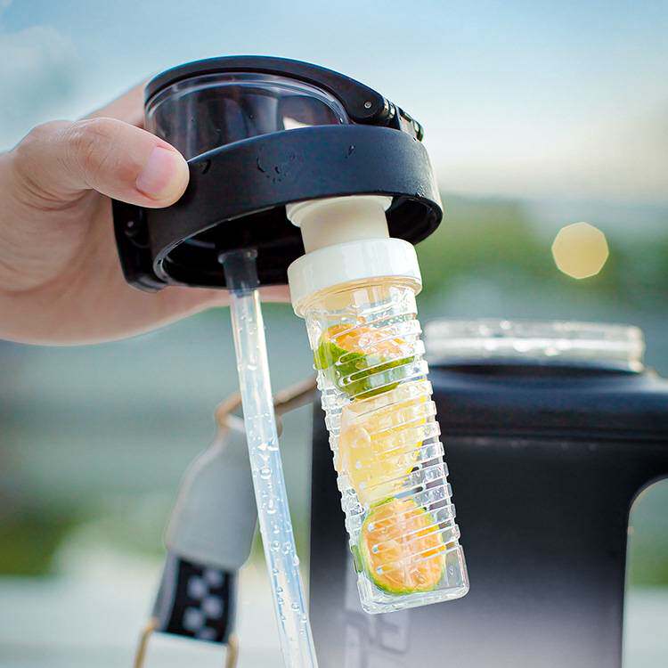 高颜值网红夏季渐变色双饮吸管水杯大容量户外健身带茶隔运动水壶