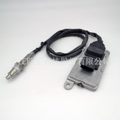 厂家供应 氮氧传感器22827995 5WK9 7372 SCR气体排放 NOX SENSOR