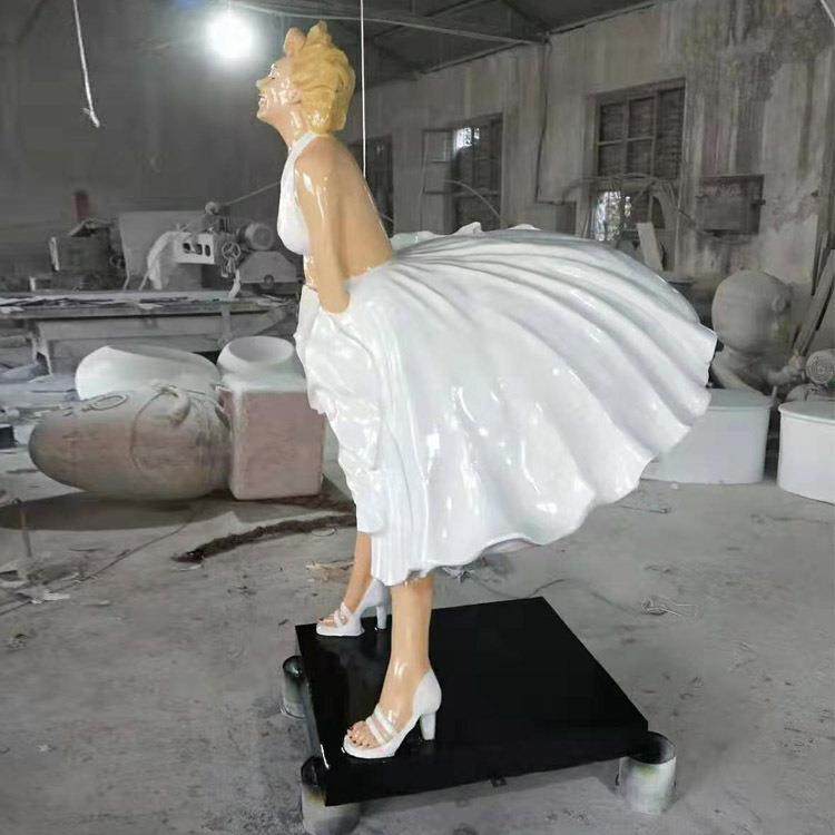 玻璃钢树脂美女人物梦露雕塑户外商场广场园林景观装饰大摆件