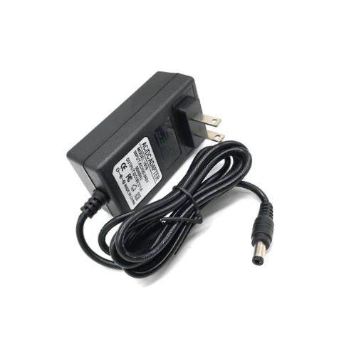 XS小狗蓝牙音箱AeroBull充电器音响DC15V3A/3000mA通用电源适配器