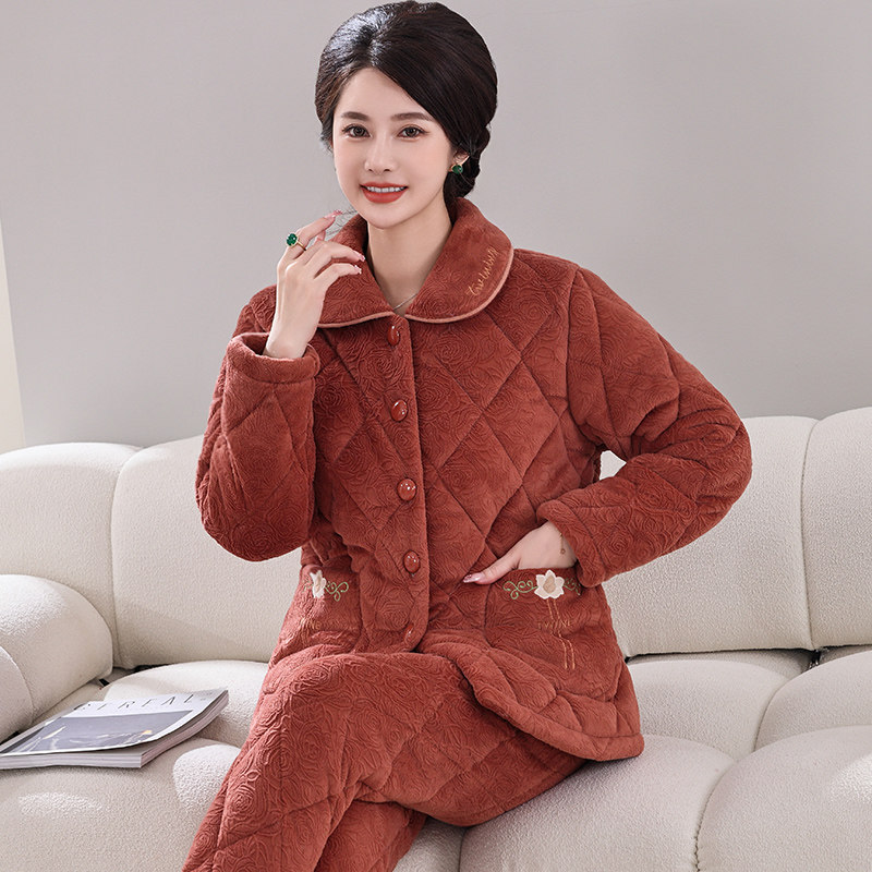 睡衣女士秋冬季三层加厚加绒夹棉袄中老年妈妈款珊瑚绒家居服套装
