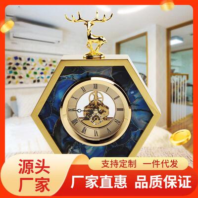 欧式创意时钟摆台金色不锈钢外框卧室静音机镂空鹿仔装饰座钟