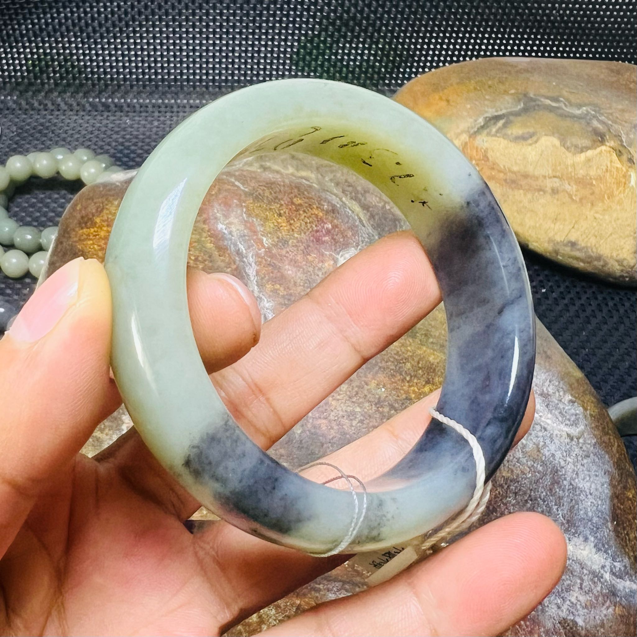 和田玉籽料青花手镯60m m籽料