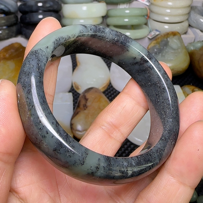 和田玉籽料56.5mm