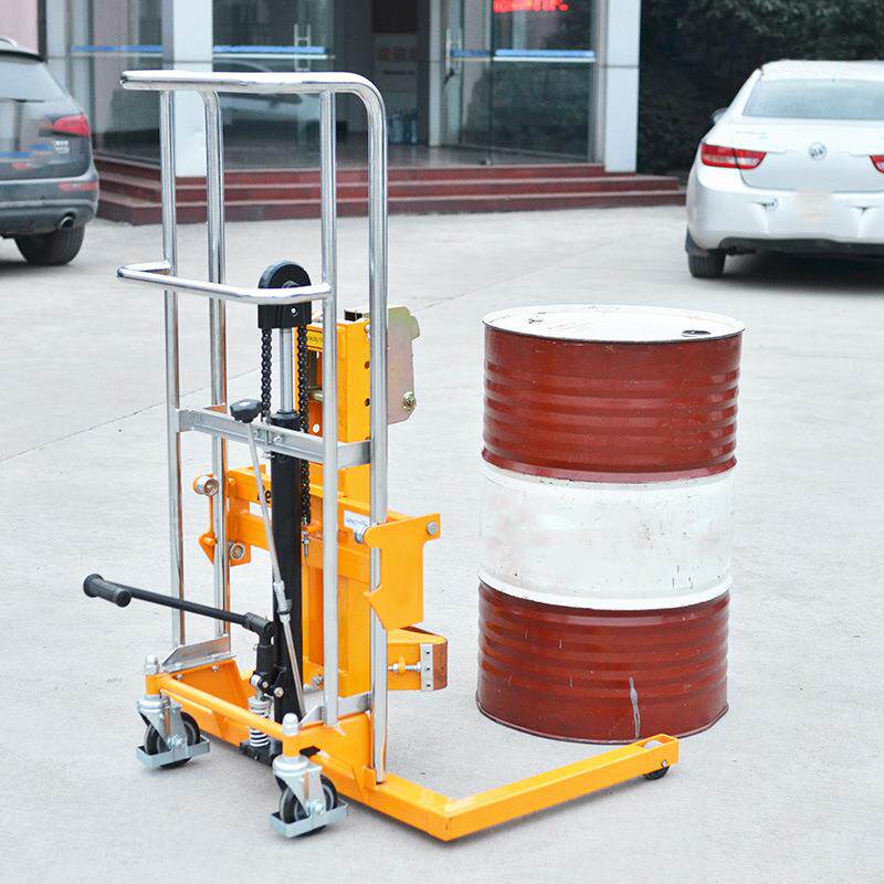 供应轻型手动油桶装卸搬运升降叉车倒料堆高手推圆桶运输脚踏叉车