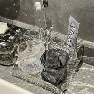 牙刷杯家用情侣漱口杯牙缸杯子置物架 轻奢玻璃刷牙杯洗漱杯套装
