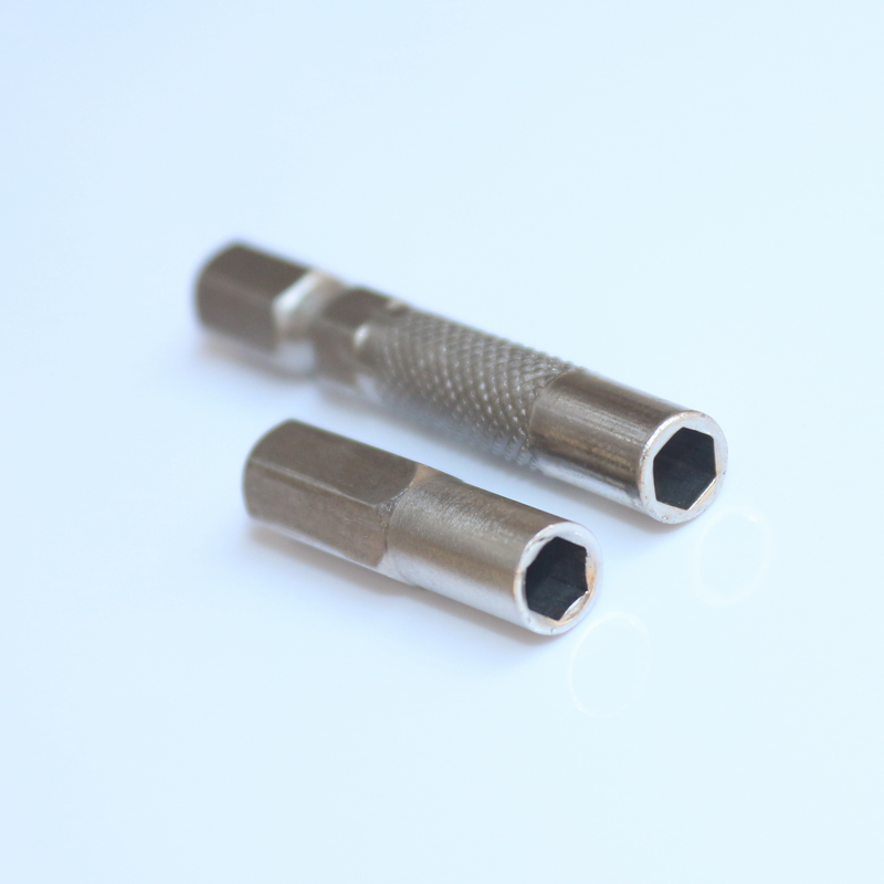 六边形4mm转6.35mm转接头 全长2.5CM适用于1/4的电动螺丝刀使用