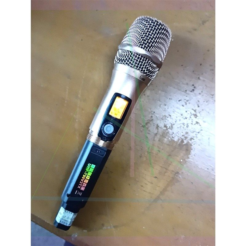 台湾奥齐AOQⅠ原装智能無綫麥克風UHF-790V3TX成色