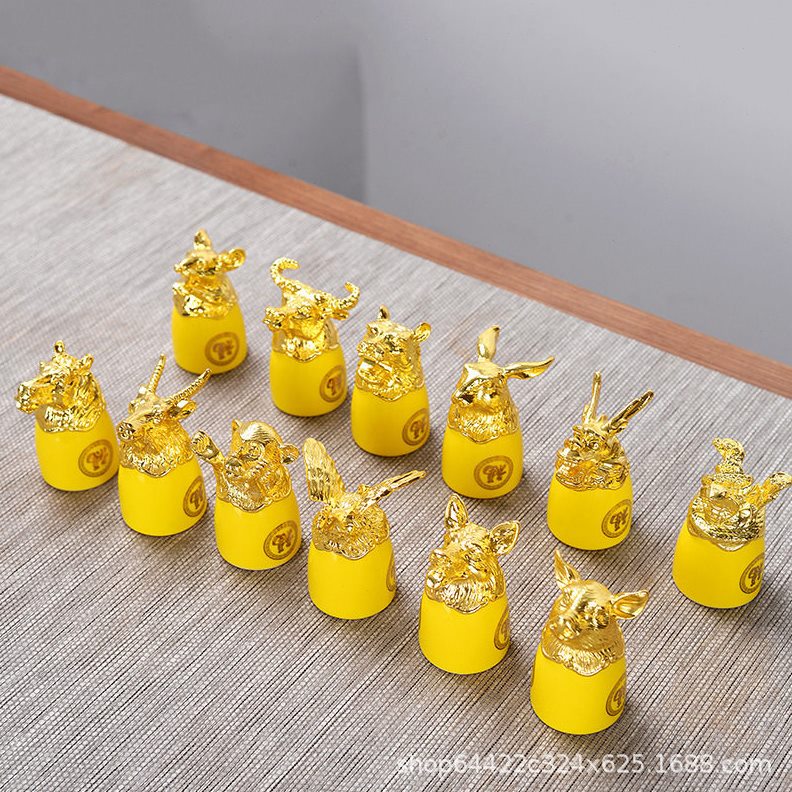 直销陶瓷酒具十二生肖兽首档套装镀金口12酒杯分酒器白酒 定 制LO