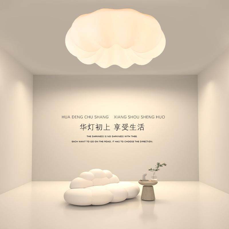 卧室客厅灯下现代简约吸顶灯创意温馨云朵造型儿童房灯饰led灯