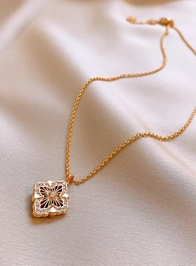 真金电镀锆石双面菱形花朵项链 精致高级感锁骨链中古项饰
